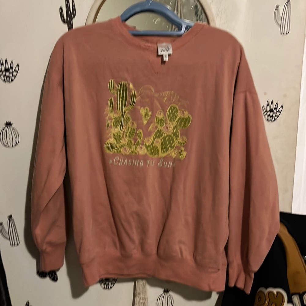 cactus crewneck, size medium, pink